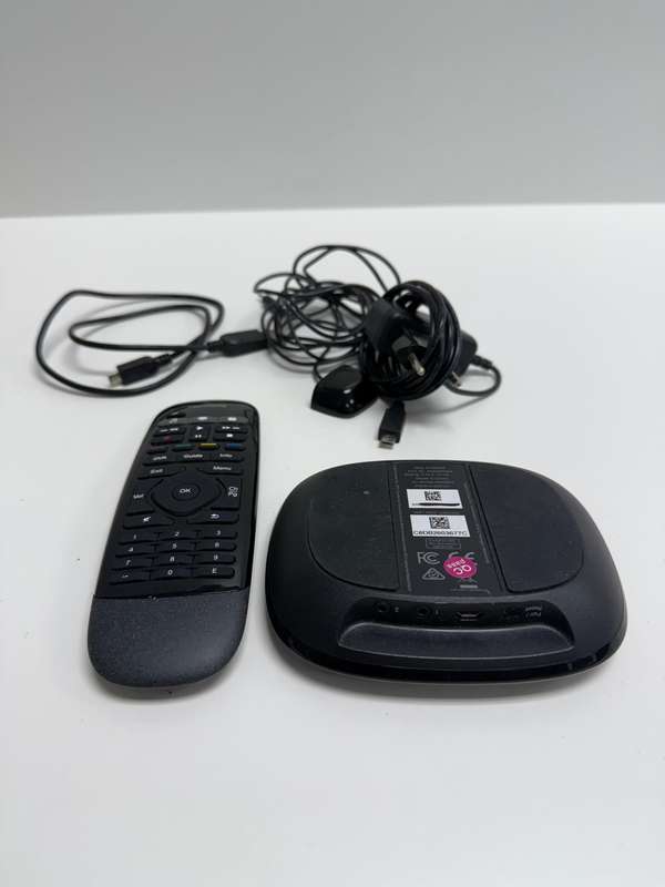 Logitech Harmony Smart Hub