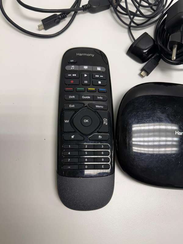 Logitech Harmony Smart Hub