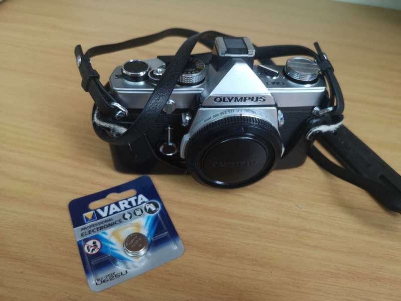 Olympus OM 1 with Vivitar Series 1 70-210 f/1:3.5 lens. All in pristine condition with a new battery