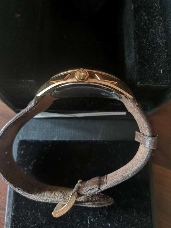 Bulova curv 242 khz