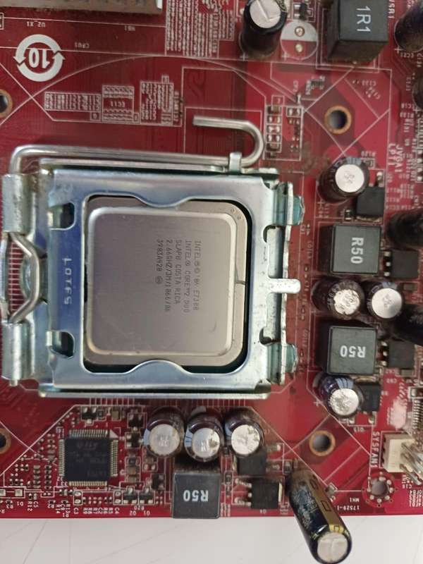 Motherboard MSI-G31M3 V2 and Intel E7300 (Please read description)