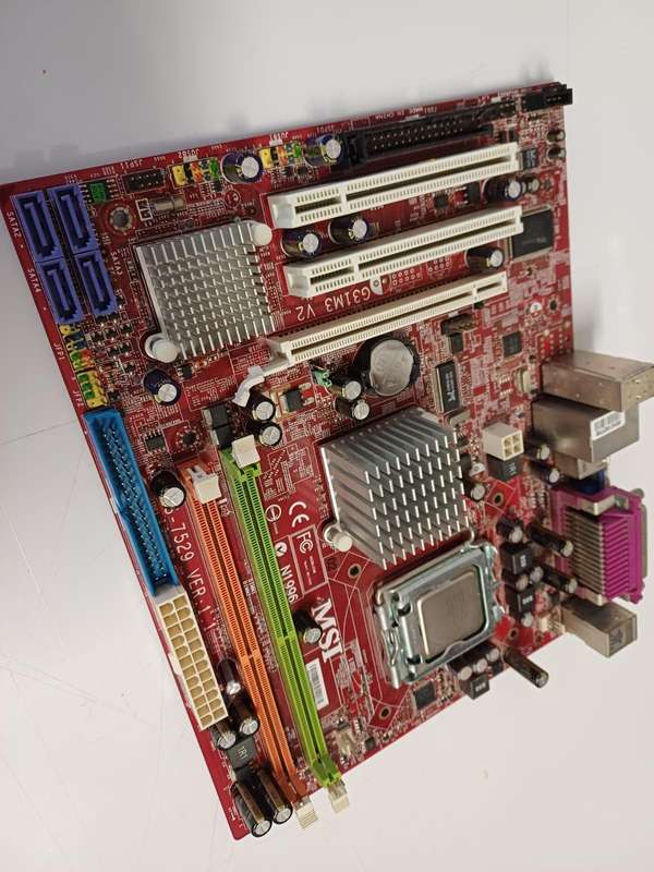 Motherboard MSI-G31M3 V2 and Intel E7300 (Please read description)