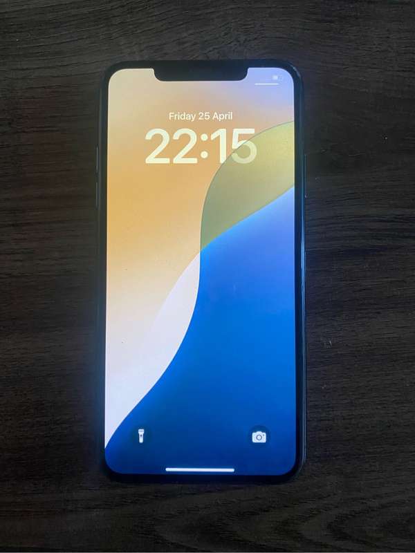 iPhone 11 pro max 64gb