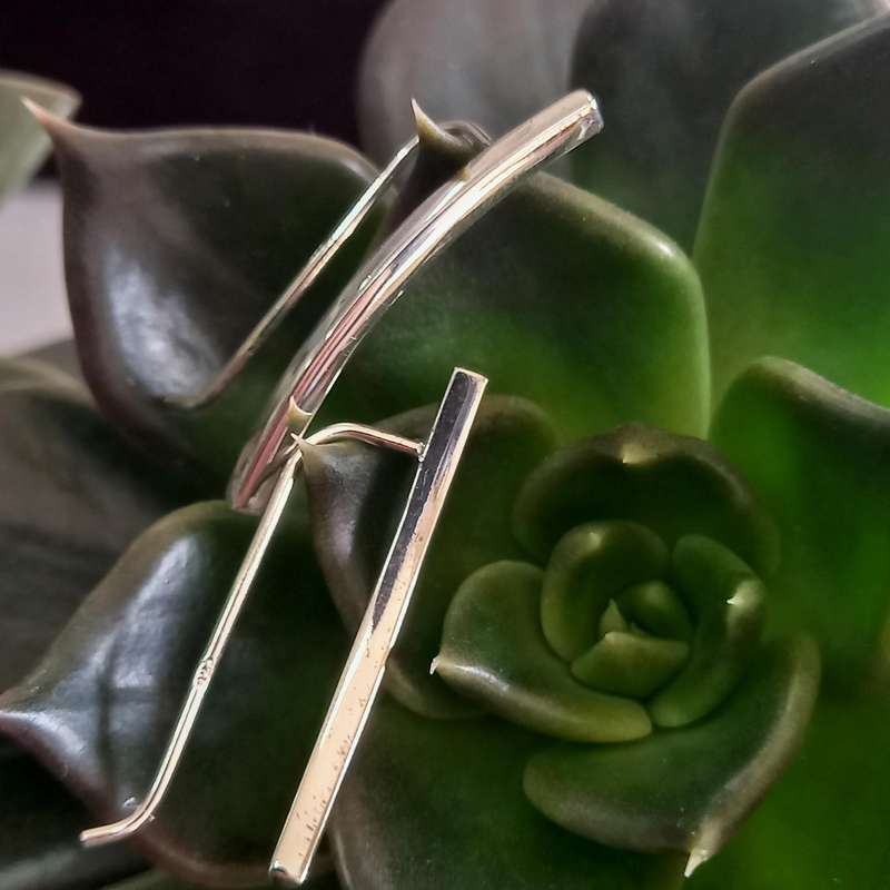 Silver square curve ear line earings