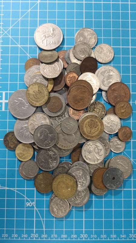 mixed lot of 100 coins