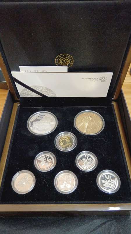 2019 25 years of Constitutional Democracy 8 coin proof set
