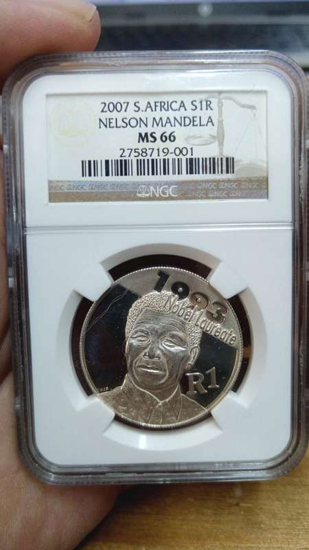 Mandela 2007 Silver R1 graded MS66