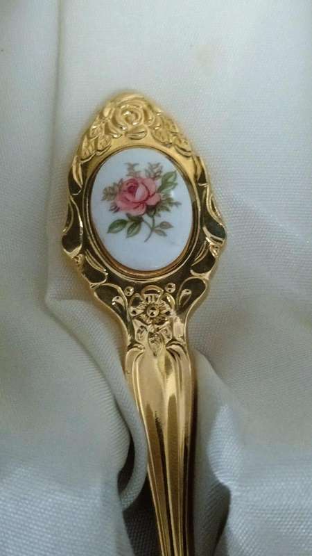 Royal Albert Peach Rose tea set