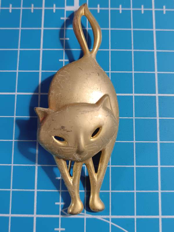 Costume Jewellery - cat Brooch