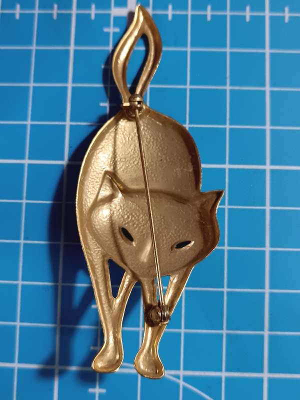 Costume Jewellery - cat Brooch
