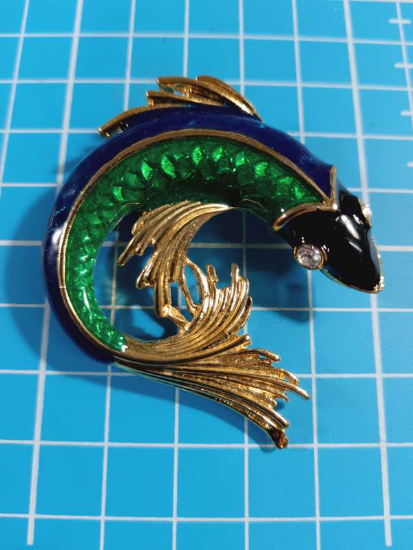 Costume Jewellery - fish brooch