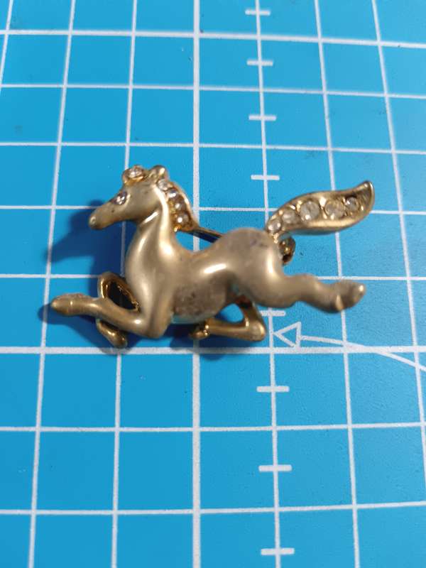 Costume Jewellery - horse brooch