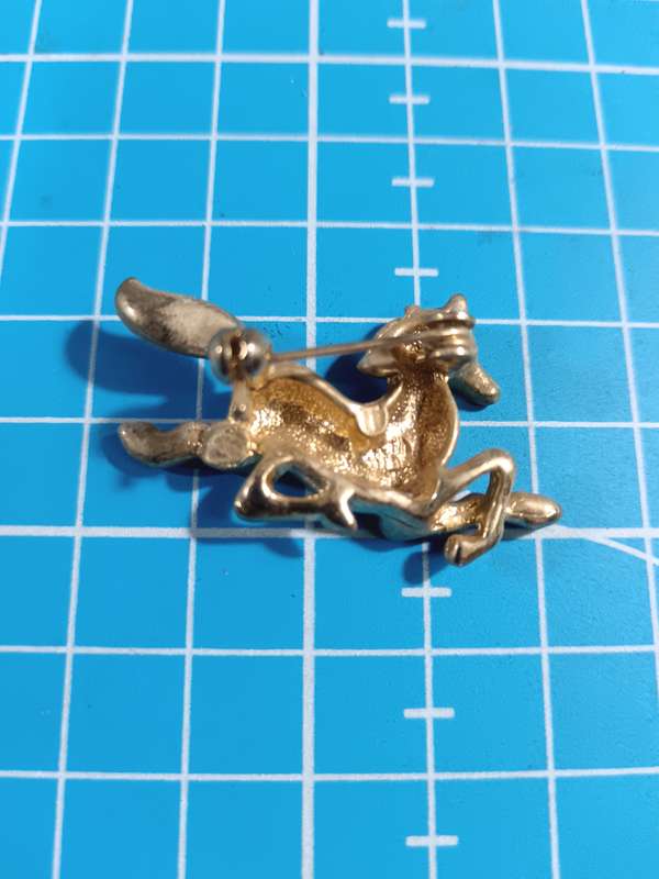 Costume Jewellery - horse brooch