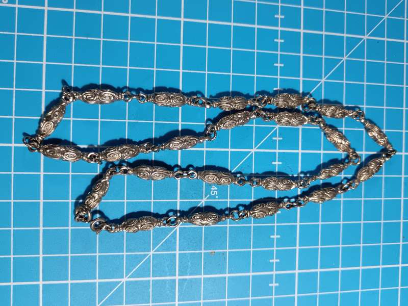 Costume Jewellery - Necklace
