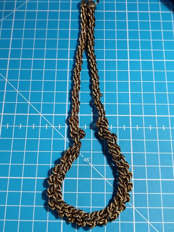 Costume Jewellery - Necklace