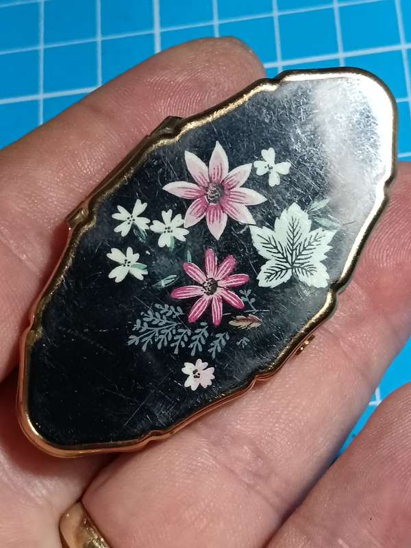 Vintage Lipstick Holder