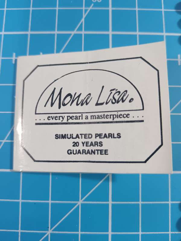 Costume Jewellery - Mona Lisa simulated pearls