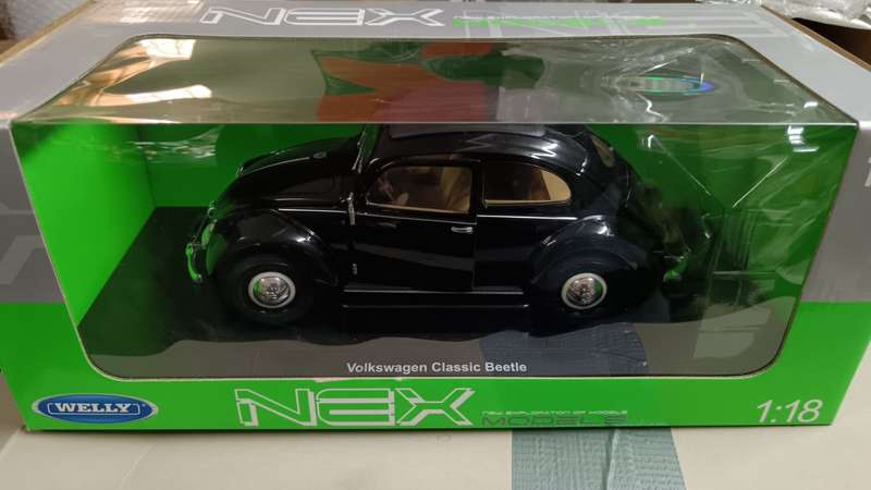 1:18 NEX Models VW Beetle in Box