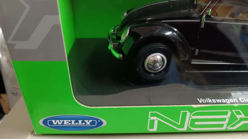 1:18 NEX Models VW Beetle in Box