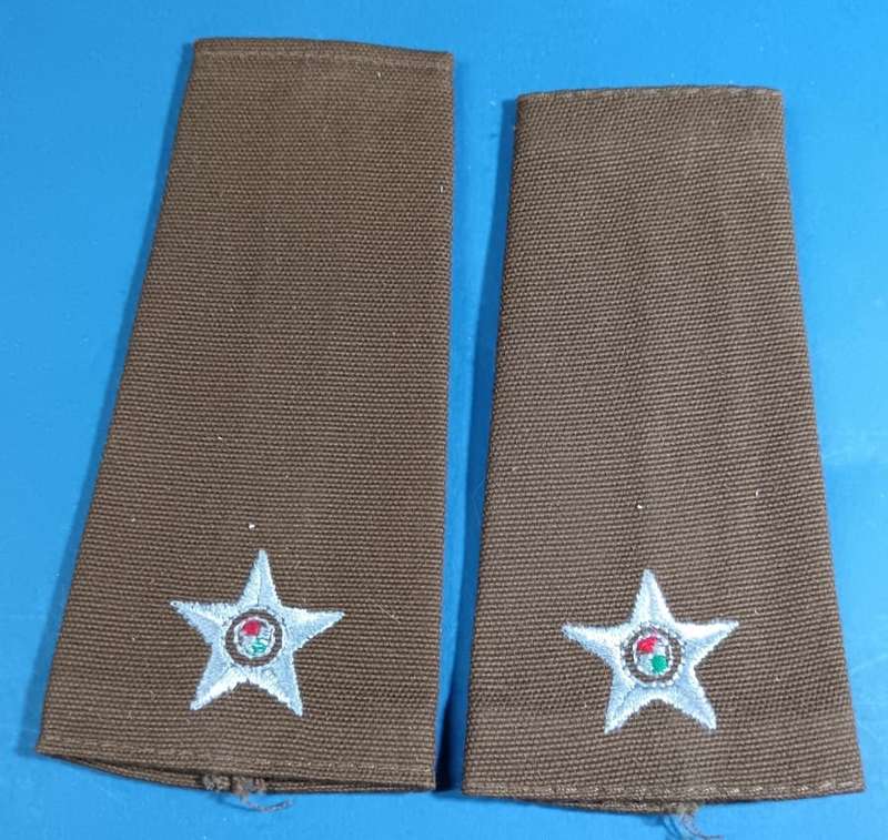 SADF - Army 2ND Lieutenant Slip on Ranks