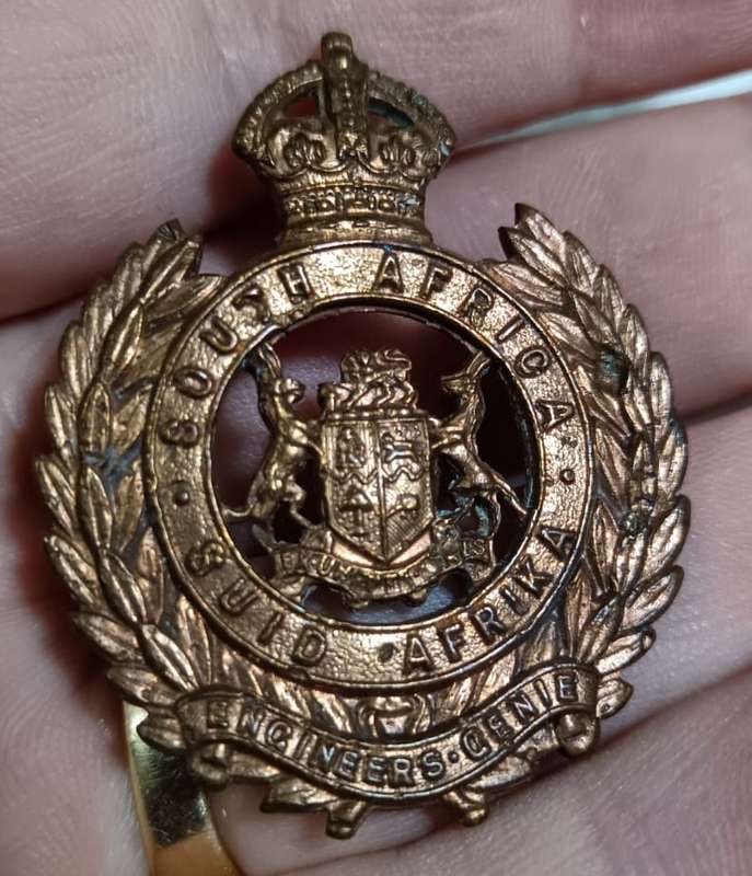 SADF - Engineers Cap Badge