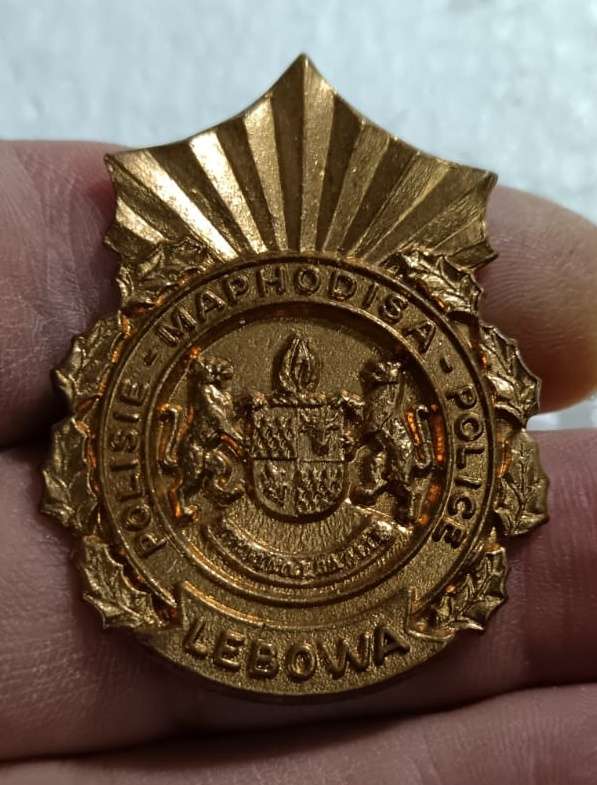 (Homelands)Lebowa Police Cap Badge