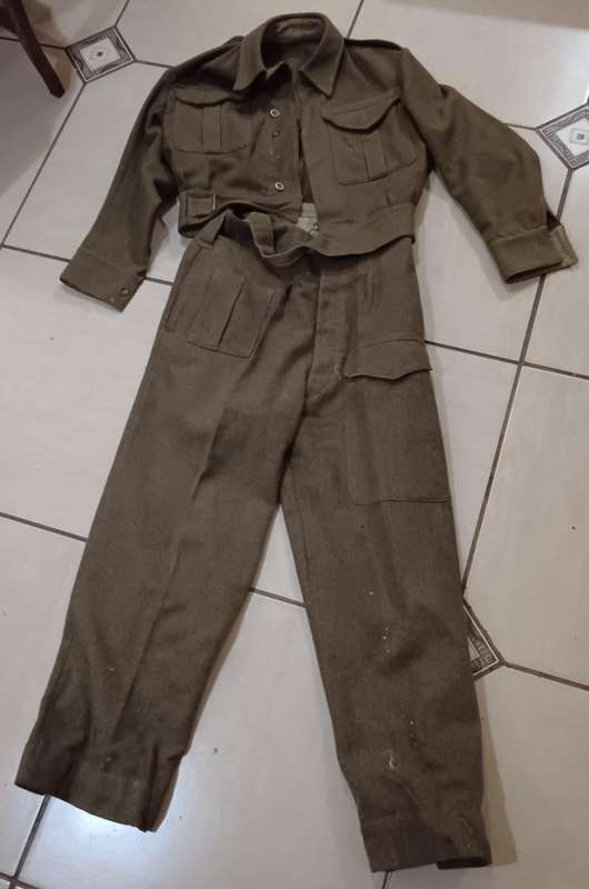 World War Two Army Battle Dress Dated 1943 - Top Condition