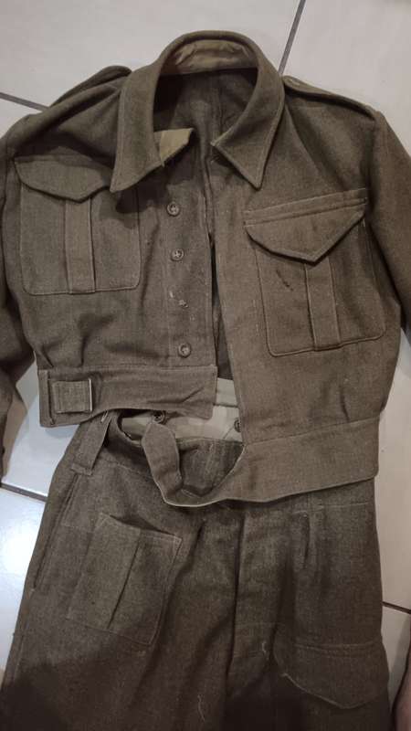 World War Two Army Battle Dress Dated 1943 - Top Condition