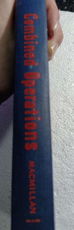 Combined Operations - The Official Stories of the Commandos
