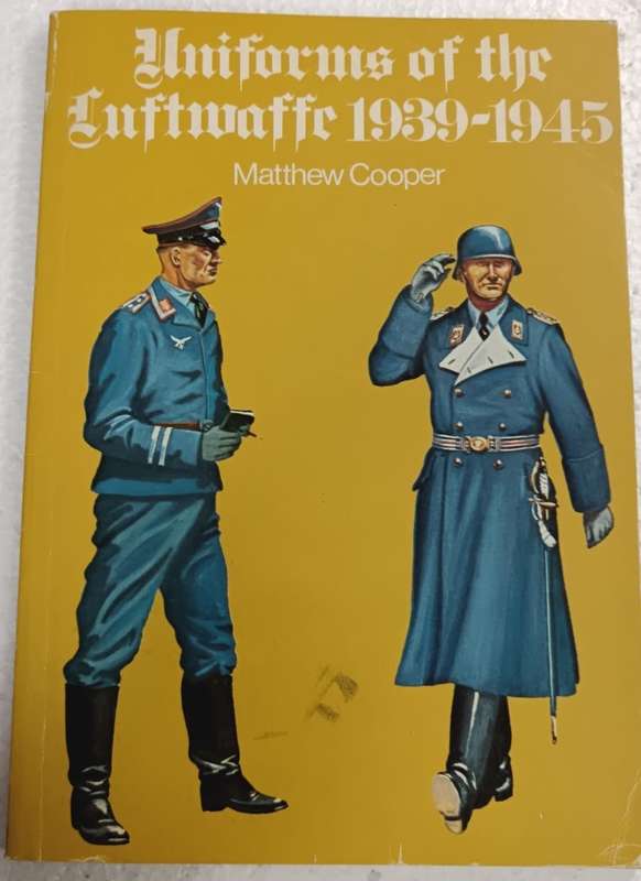 Uniforms of the Luftwaffe, 1939 - 1945