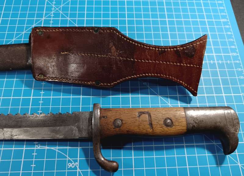 German Model KS98 Sawback Bayonet with Scabbard ( Butcher Blade )