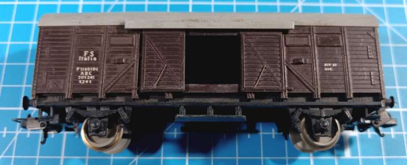 HO Scale Covered Wagon
