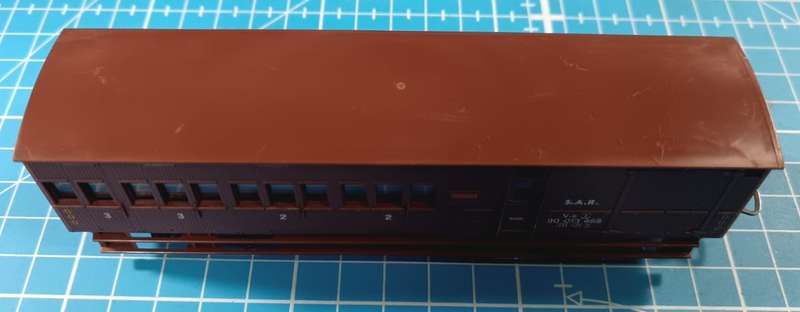 LIMA HO SCALE - SAR V-8 GUARDS VAN