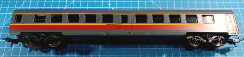 LIMA HO:SAR Metrobliz Passenger Car