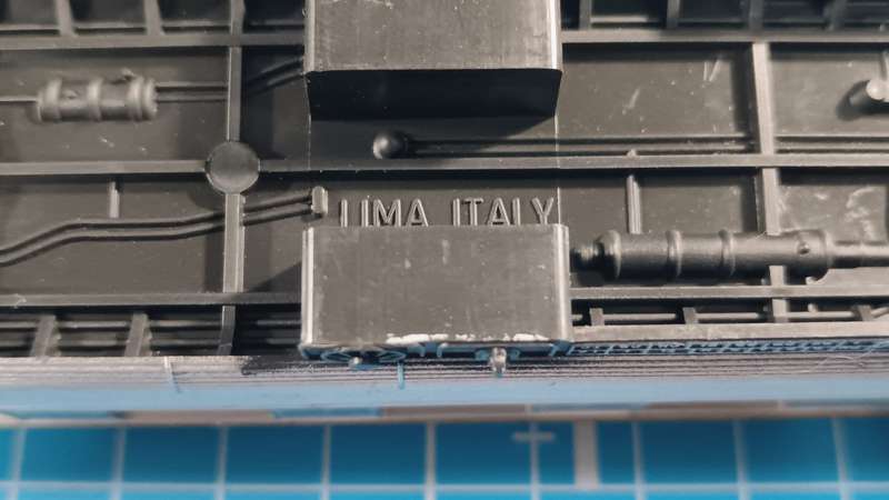 LIMA HO: Passenger Coach