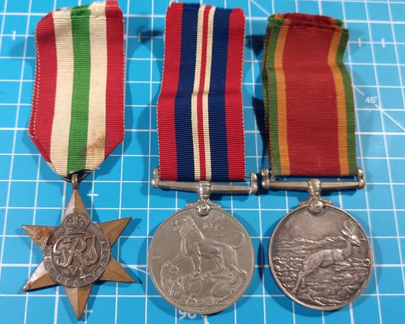 Full Size World War Two Trio:Bester