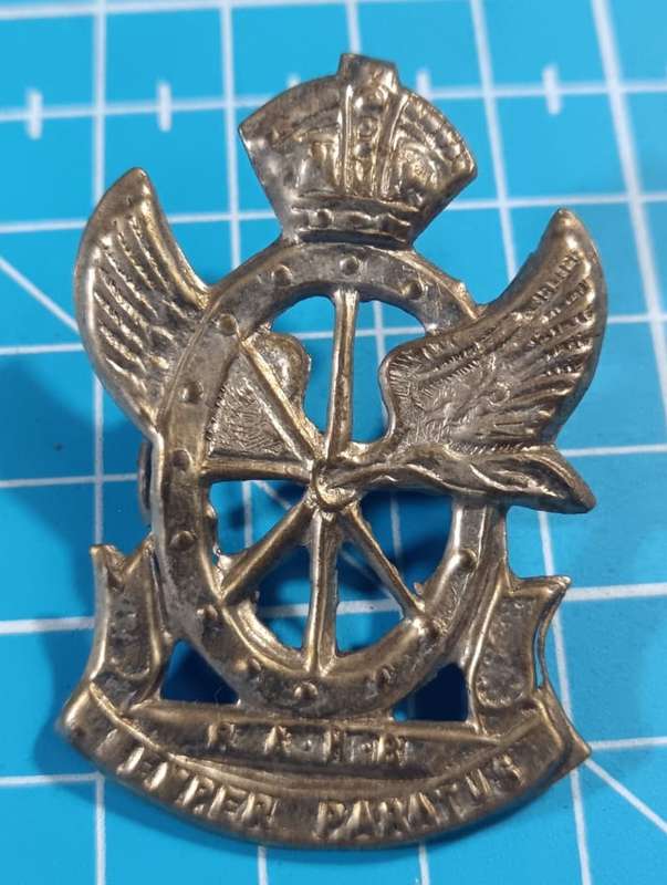Railways and Harbours Cap Badge