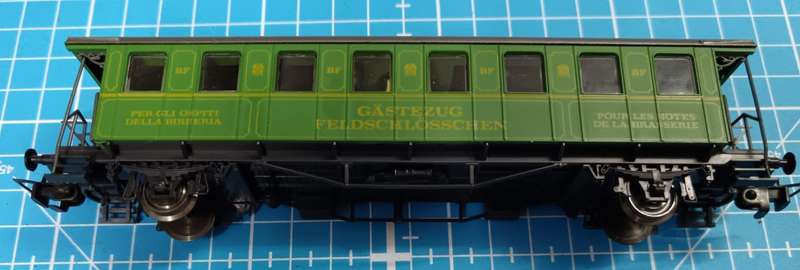 Liliput 277 53 HO Swiss Gastezug Felddschlosschen Passenger Coach Green
