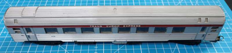 Lima H0 1023 TEE Car of the SNCF