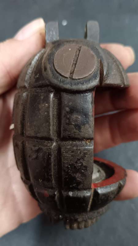 United Kingdom - Mills Grenade ( Inert ) Mills Bomb