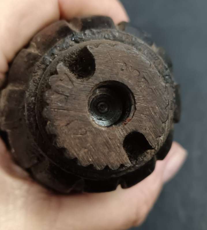 United Kingdom - Mills Grenade ( Inert ) Mills Bomb