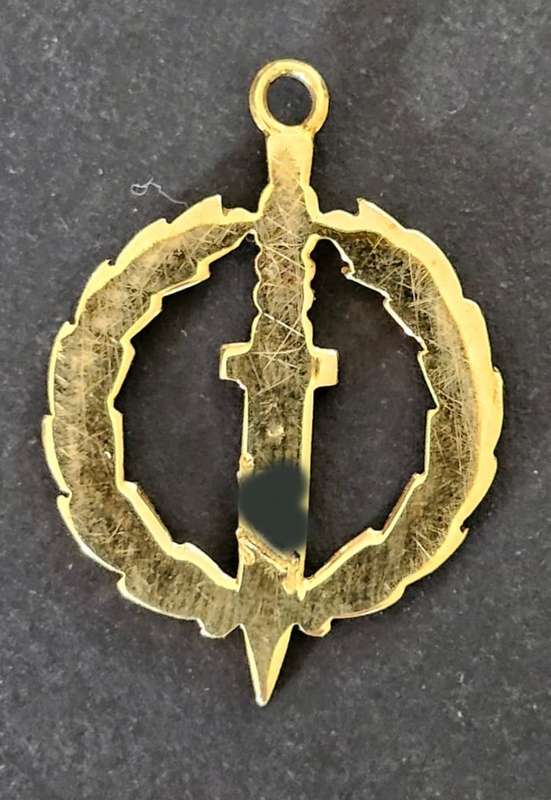 SADF - Special Forces ( Recce ) Gold and Diamond 10 Year Pendant ( Numbered )