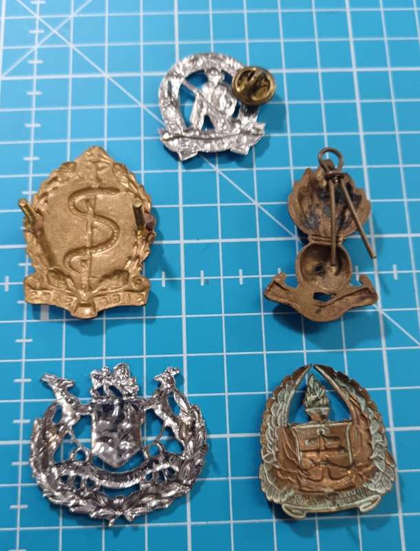 SADF - Badge Lot