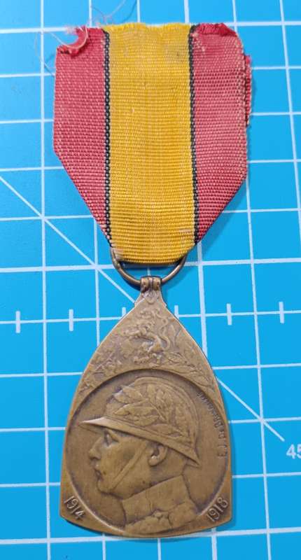 Full Size World War One Belgium Medal