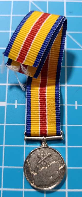 Mk/Apla Miniature Medal