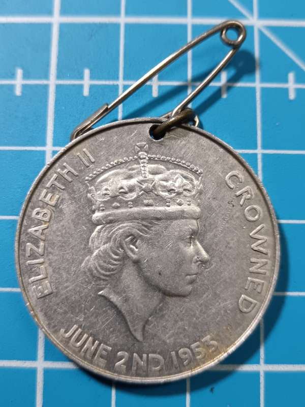 Queen Elizabeth Commemorative Medallion