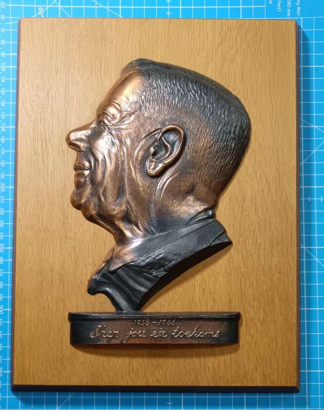 Collectible Piece - Hendrik Verwoerd Bronze/Copper Mounted Bust