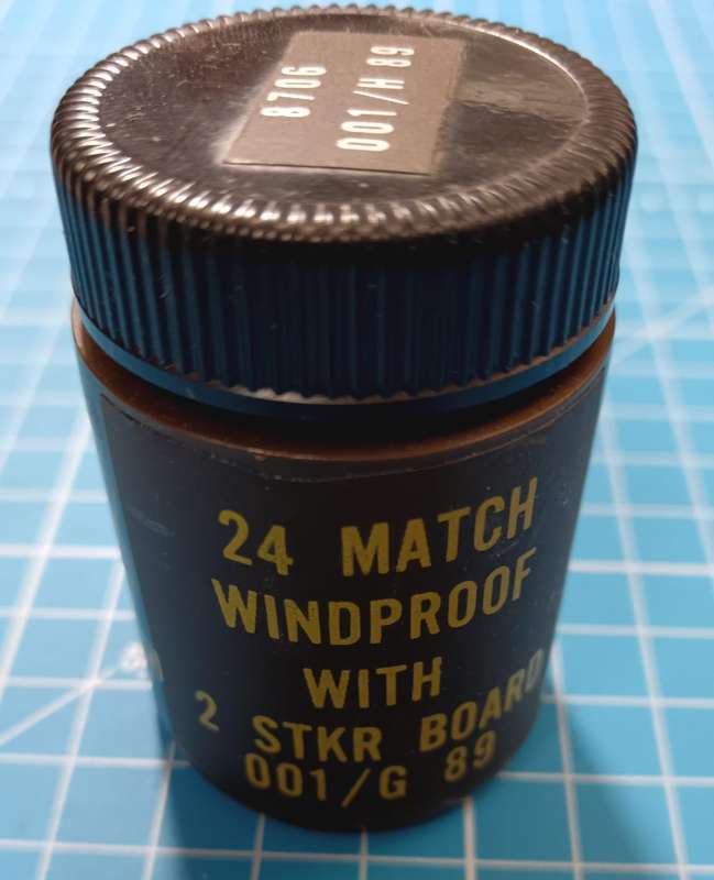 SADF - Windproof Matches - Complete ( Sealed )