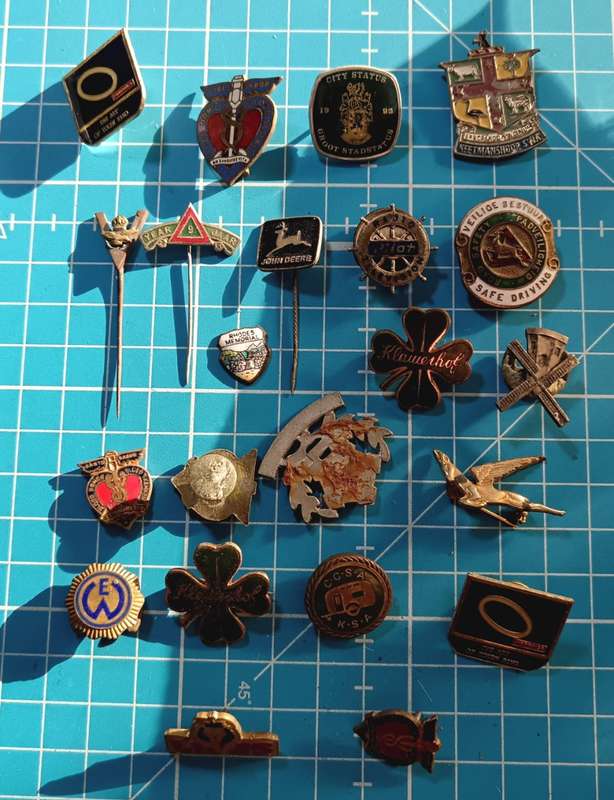 Collection of Vintage Button/Stick Pin Badges