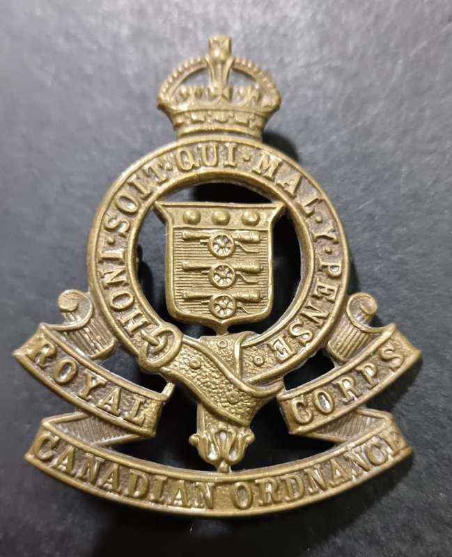 WW2 Royal Canadian Ordnance Corps RCOC Canada Army CEF Cap Badge